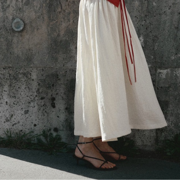 MANGO HEELED SANDALS WITH THIN STRAP SIZE 8 - Picture 2 of 5